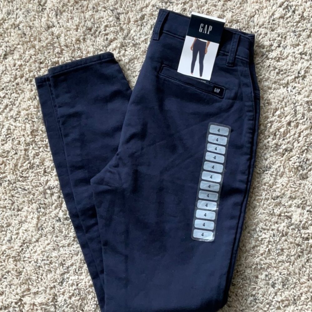 NWT Gap stretch skinny navy pants